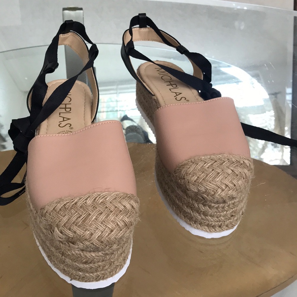 Tall closed toe espadrilles